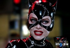 Tags: catwoman, meow (GIF in Rehost)