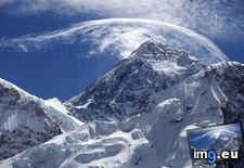Tags: clouds, everest, flowing, mount (Pict. in My r/EARTHPORN favs)