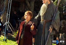 Tags: funny, hobbit, rude (GIF in My r/FUNNY favs)