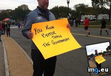 Tags: corp, funny, marathon, marine (Pict. in My r/FUNNY favs)