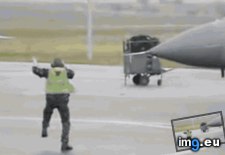 Tags: airplane, funny, how, marshall, style (GIF in My r/FUNNY favs)