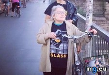 Tags: fan, funny, lady, old, standing (Pict. in My r/FUNNY favs)