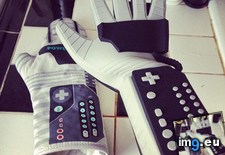 Tags: gaming, mitts, oven (Pict. in My r/GAMING favs)
