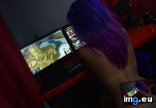 Tags: apparently, awhile, gaming, loves, praise (Pict. in My r/GONEWILD favs)