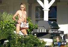Tags: barts, bikini, candid, photos, sunbathing (Pict. in celebrity leaked fappening)
