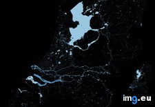 Tags: canals, netherlands, rivers, visualized (Pict. in My r/MAPS favs)
