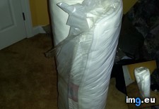 Tags: bag, broke, duffle, mattress, seal, unrolled, vacuum (Pict. in My r/MILDLYINTERESTING favs)
