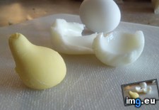 Tags: egg, pear, shaped, yoke (Pict. in My r/MILDLYINTERESTING favs)