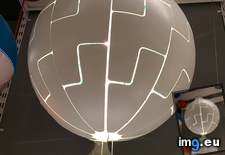 Tags: light, neat (Pict. in My r/MILDLYINTERESTING favs)