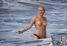Tags: bikini, candid, cyrus, hawaii, miley, photos, topless (Pict. in Miley Cyrus Topless Bikini Candid Photos In Hawaii)