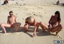 Tags: beach (Pict. in My r/PEE favs)