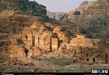 Tags: petra, tombs (Pict. in National Geographic Photo Of The Day 2001-2009)