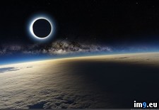 Tags: eclipse, solar, viewed (Pict. in My r/PICS favs)