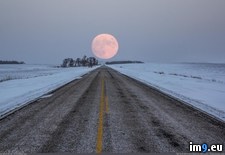 Tags: headed, moon, winter (Pict. in My r/PICS favs)