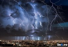 Tags: lightning, miami (Pict. in My r/PICS favs)