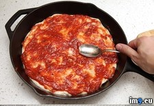 Tags: completely, pan, pizza, stretch (Pict. in My r/PICS favs)