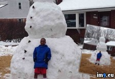 Tags: built, neighbor, snowman (Pict. in My r/PICS favs)