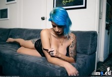 Tags: black, blue, boobs, emo, nature, porn, pulp, sexy, softcore, suicidegirls, tatoo (Pict. in SuicideGirlsNow)