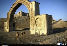 Tags: arch, bost, qala (Pict. in National Geographic Photo Of The Day 2001-2009)