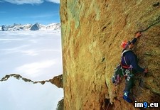 Tags: climb, free, rakekniven (Pict. in National Geographic Photo Of The Day 2001-2009)