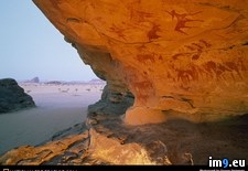 Tags: art, rock, sahara (Pict. in National Geographic Photo Of The Day 2001-2009)