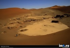 Tags: desert, namib, trekking (Pict. in National Geographic Photo Of The Day 2001-2009)
