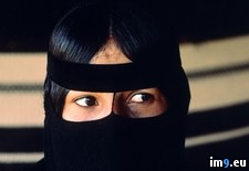 Tags: veiled, woman (Pict. in National Geographic Photo Of The Day 2001-2009)