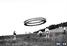 Tags: kite, wheel (Pict. in National Geographic Photo Of The Day 2001-2009)