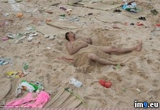 Tags: beaches, china, dirty, wtf (Pict. in My r/WTF favs)