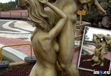 Tags: happiest, statue, world, wtf (Pict. in My r/WTF favs)