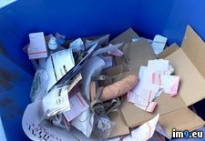 Tags: bin, but, not, recyclable, see, surprisunny, reade (Pict. in My r/WTF favs)