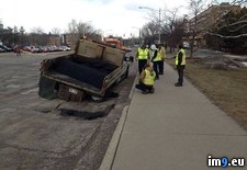 Tags: crews, filling, michigan, pothole, potholes, stuck, wtf (Pict. in My r/WTF favs)