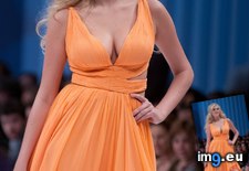 Tags: o12olbx (Pict. in Much-Kate-Upton)