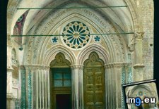 Tags: assisi, basilica, church, francesco, francis, portal, san (Pict. in Branson DeCou Stock Images)
