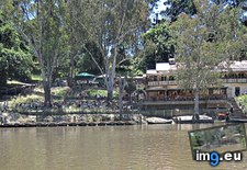 Tags: boathouse, river (Pict. in Yarra)