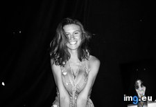 Tags: body, boobs, nice (Pict. in My r/BOOBS favs)