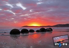 Tags: boulders, sunrise, zealand (Pict. in My r/EARTHPORN favs)