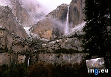 Tags: falls, yosemite (Pict. in My r/EARTHPORN favs)