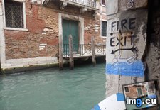Tags: funny, italy, venice (Pict. in My r/FUNNY favs)