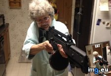 Tags: for, funny, grandma, holidays, house (Pict. in My r/FUNNY favs)