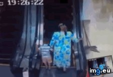 Tags: escalator, funny, uzbekistan (GIF in My r/FUNNY favs)