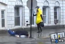 Tags: funny, parallel, universe (GIF in My r/FUNNY favs)
