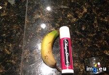 Tags: banana, chapstick, funny, huge, not, tiny (Pict. in My r/FUNNY favs)