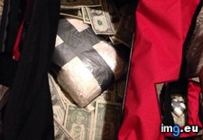 Tags: bag, cash, chip, chocolate, christmas, cookie, decided, duffel, for, funny, give, him, ingredients, our, son (Pict. in My r/FUNNY favs)