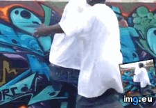 Tags: amateur, funny, hour, knees, pants, sagging (GIF in My r/FUNNY favs)