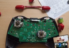 Tags: controller, friend, gaming, xbox360 (Pict. in My r/GAMING favs)