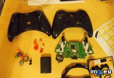 Tags: controller, friend, gaming, xbox360 (Pict. in My r/GAMING favs)