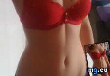 Tags: bra, smile (Pict. in My r/GONEWILD favs)