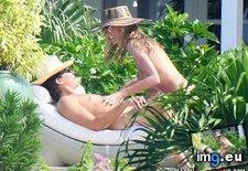 Heidi Klum LeakedTopless Bikini Candid Photos Sunbathing In St. Barts (31) (#Photos #Bikini #Sunbathing #Candid #Barts) - 227 KB Tags: barts, bikini, candid, photos, sunbathing (Pict. in celebrity leaked fappening)