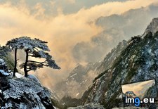 Tags: china, huangshan, winter (Pict. in Bing Photos November 2012)